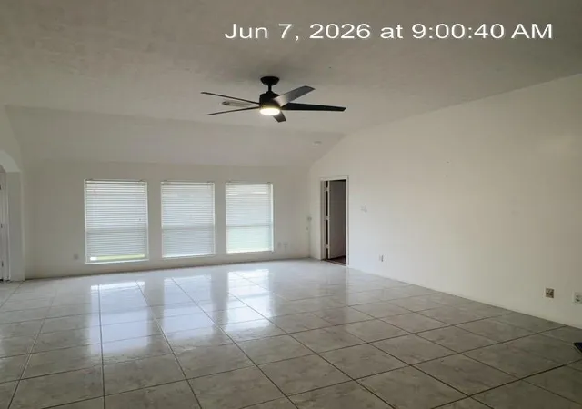 Photo 3 of Single family home for sale at 10310 Mills Run Dr, Houston, TX 77070 | MLS# 8275328 | Listing updated on 2026-09-19