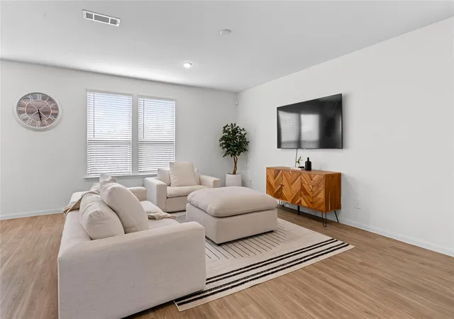 Photo 4 of Single family home for sale at 23439 Wrexham St, Spring, TX 77373 | MLS# 81990418 | Listing updated on 2026-09-13