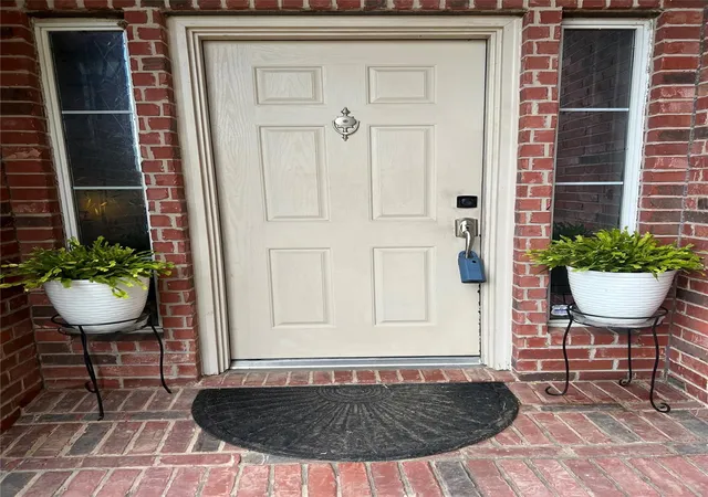 Photo 2 of Single family home for sale at 29122 Hidden Lake Ct, Magnolia, TX 77354 | MLS# 411545 | Listing updated on 2026-08-20