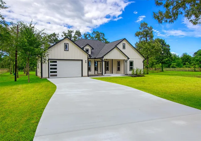3rd image of 11082 Tammy Cir, Plantersville, TX 77363 | MLS# 79369393
