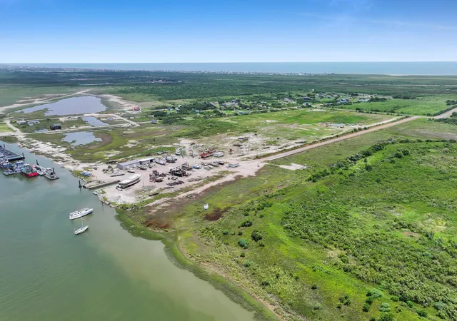 4th image of 1336 John Wayne Rd, Port Bolivar, TX 77650 | MLS# 85781970