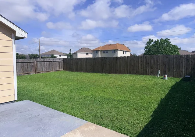 Photo 3 of Single family home for sale at 21614 Britton Hl Way, Katy, TX 77449 | MLS# 11595272 | Listing updated on 2026-10-07