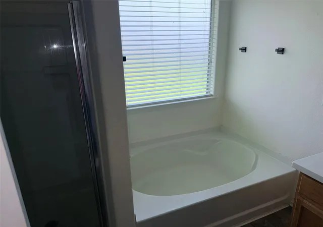 Photo 4 of Single family home for sale at 21614 Britton Hl Way, Katy, TX 77449 | MLS# 11595272 | Listing updated on 2026-10-07