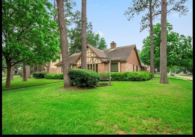 Photo 2 of Single family home for sale at 5727 Arbor Vitae Dr, Houston, TX 77092 | MLS# 79747236 | Listing updated on 2026-05-29
