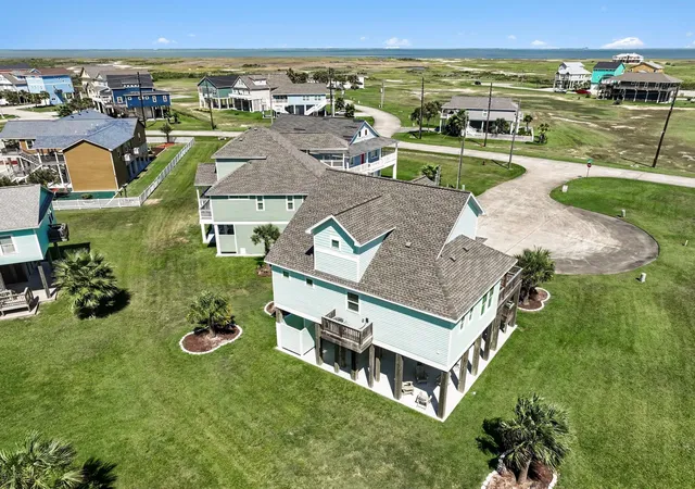 4th image of 3918 Palmdale Ct, Galveston, TX 77554 | MLS# 10411965