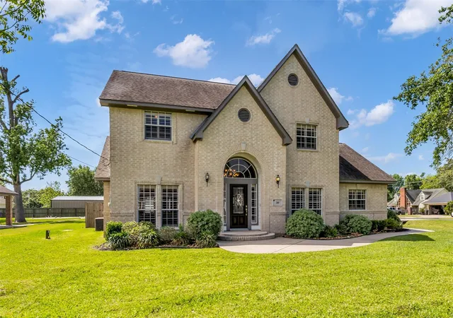 39th image of 210 River Oaks Dr, Baytown, TX 77523 | MLS# 71894729