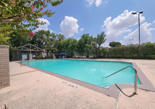 22nd image of 10047 Westpark Dr #21, Houston, TX 77042 | MLS# 44498522