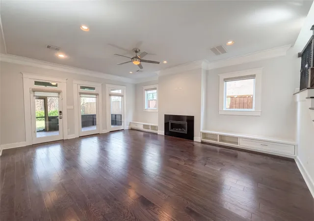 3rd image of 3910 Childress St, Houston, TX 77005 | MLS# 89017110