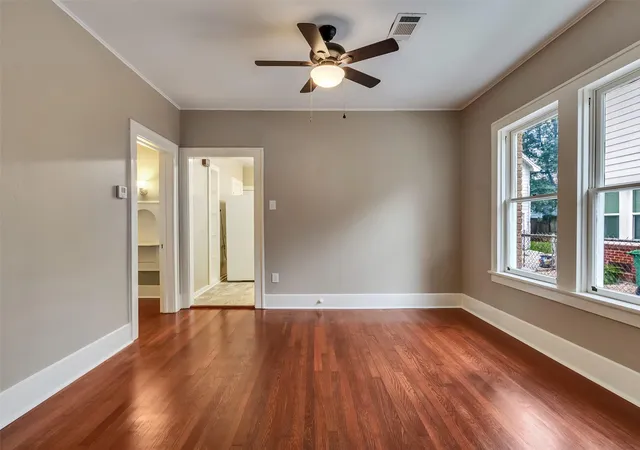 Photo 4 of Single family home for sale at 1412 Lawson St, Houston, TX 77023 | MLS# 3099886 | Listing updated on 2026-09-02