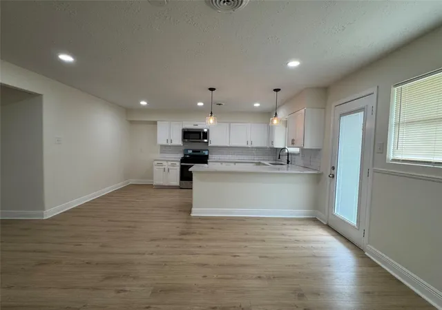 Photo 2 of Single family home for sale at 6523 Glen Rock Dr, Houston, TX 77087 | MLS# 31892524 | Listing updated on 2026-09-08