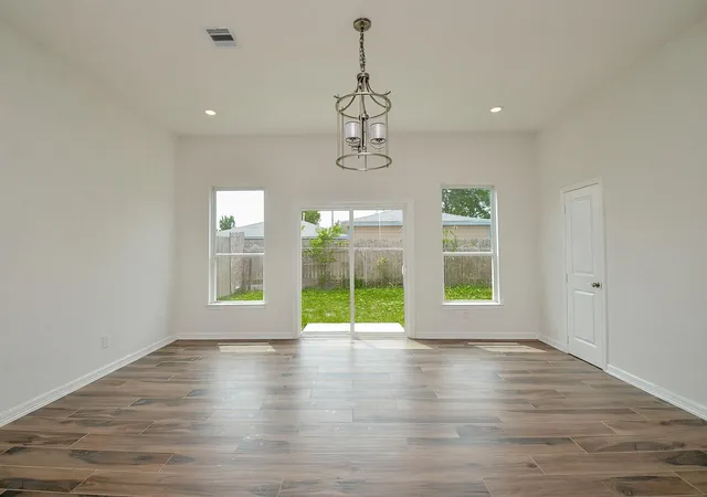 Photo 4 of Single family home for sale at 8630 Scott St, Houston, TX 77051 | MLS# 52753628 | Listing updated on 2026-09-24