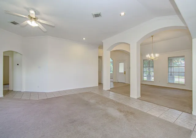Photo 3 of Sale Pending at 12203 Heritage Grv Dr, Houston, TX 77066 | MLS# 38820499 | Listing updated on 2026-09-11