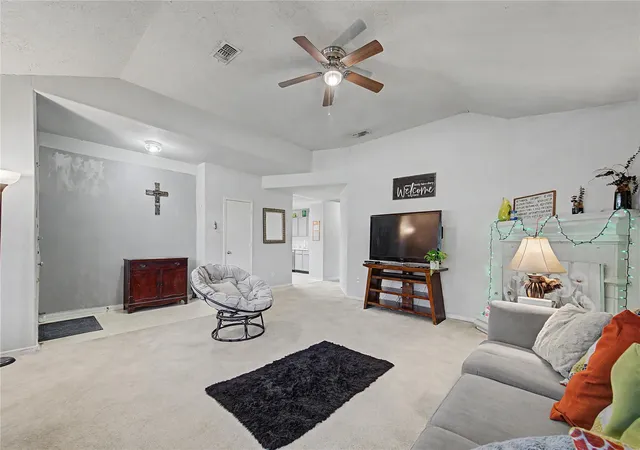 4th image of 18406 Dinner Creek Dr, Katy, TX 77449 | MLS# 50276560
