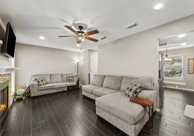 5th image of 2908 Elm Grove Ct, Kingwood, TX 77339 | MLS# 98774471