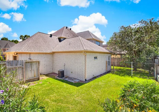 Photo 3 of Single family home for sale at 54 S Wind Dr, Montgomery, TX 77356 | MLS# 61397909 | Listing updated on 2026-09-08