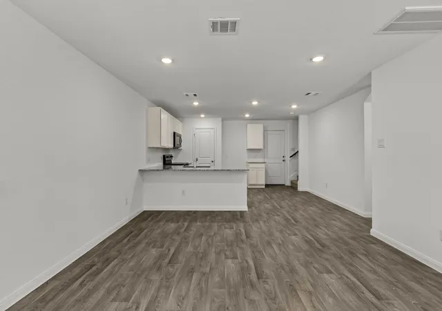 4th image of 11938 Detar Ct, Willis, TX 77378 | MLS# 985027