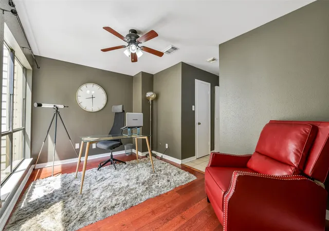 Photo 3 of Townhouse for sale at 9360 Briar Forest Dr, Houston, TX 77063 | MLS# 75176880 | Listing updated on 2026-09-12