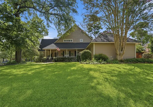 Photo 4 of Single family home for sale at 5311 Timber Shade Dr, Kingwood, TX 77345 | MLS# 93517858 | Listing updated on 2026-09-11