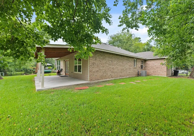 Photo 2 of Single family home for sale at 16018 Sea Palms Dr, Crosby, TX 77532 | MLS# 56207771 | Listing updated on 2026-08-08