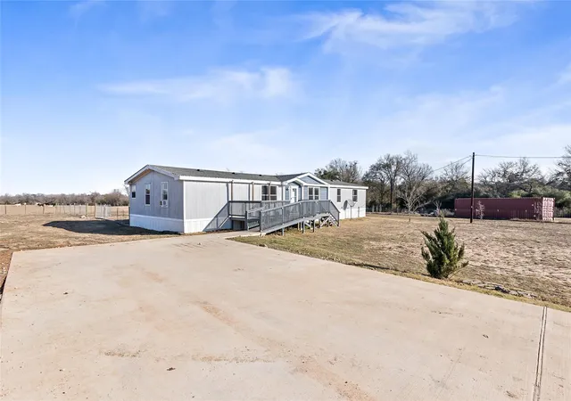 Homes for sale in Franklin, TX | 8283 Blue Fire Ln, Franklin, TX 77856 | MLS# 47590008