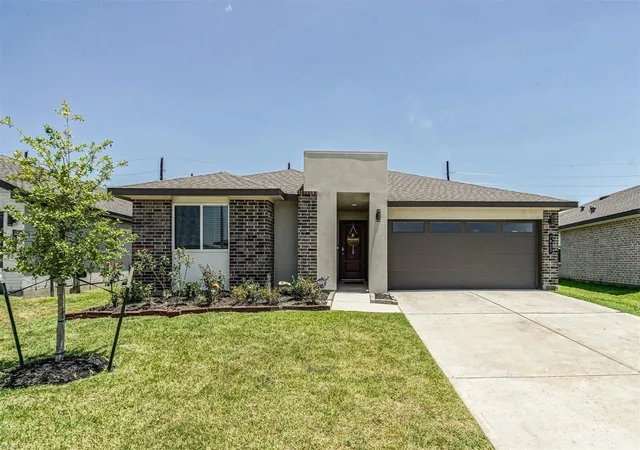 2nd image of 7923 Suffolk Valley Ln, Rosharon, TX 77583 | MLS# 26655829