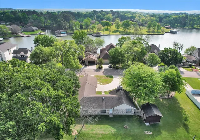 Photo 2 of Single family home for sale at 6878 Kingston Cvs Ln, Willis, TX 77318 | MLS# 13023761 | Listing updated on 2026-08-07