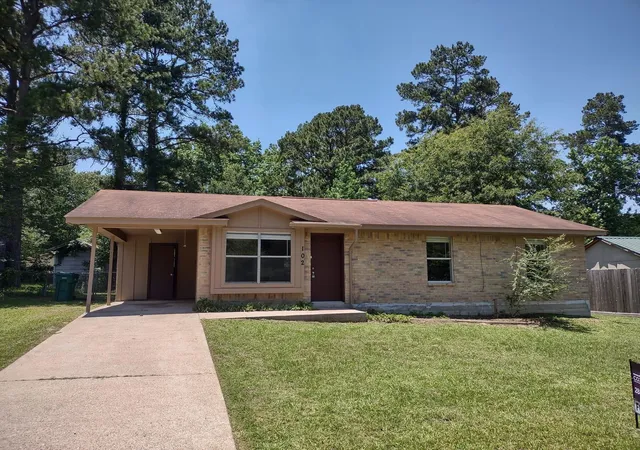 Homes for sale in Willis, TX | 102 Libby Cir, Willis, TX 77378 | MLS# 3190812