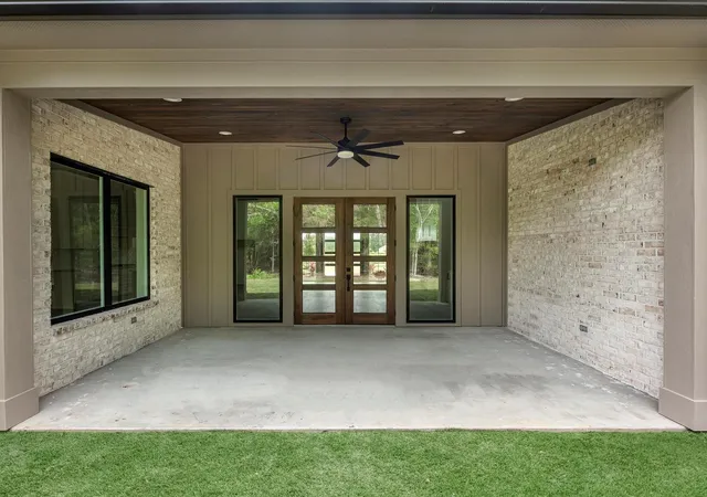 Homes for sale in Plantersville, TX | 10039 Lakeside Oaks Dr, Plantersville, TX 77363 | MLS# 12612876