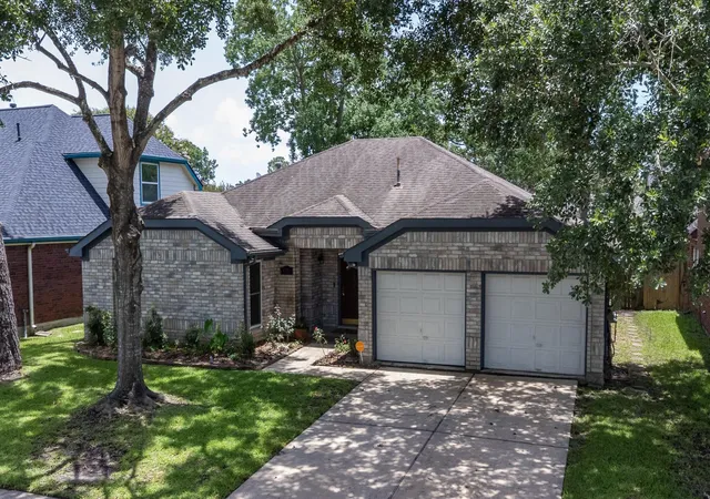 Homes for sale in Friendswood, TX | 4739 Backenberry Dr, Friendswood, TX 77546 | MLS# 4654335