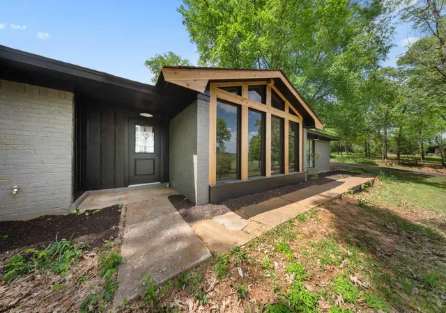 1st image of 1925 County Road 205, Nacogdoches, TX 75965 | MLS# 20559112