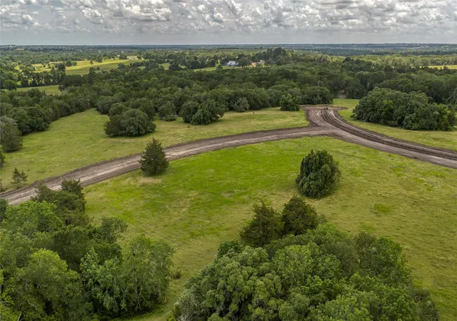 2nd image of 19 Wood Branch Lane, Navasota, TX 77868 | MLS# 11739478