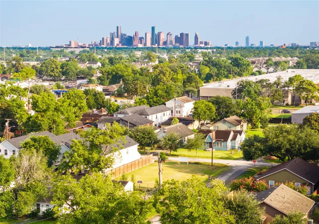 Photo 1 of Land for sale at 4420 Ashland St, Houston, TX 77018 | MLS# 56642424 | Listing updated on 2026-09-03