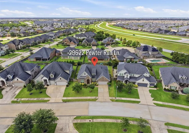 Photo 3 of Single family home for sale at 29622 Pewter Run Ln, Katy, TX 77494 | MLS# 61569615 | Listing updated on 2026-10-08