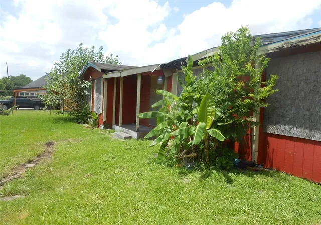 Photo 1 of Land for sale at 1118 Elberta St, Houston, TX 77051 | MLS# 41622835 | Listing updated on 2025-12-25