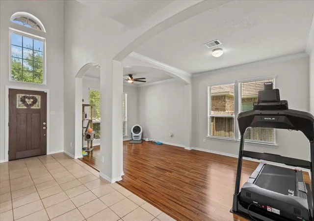 4th image of 2871 Ginger Cove Ln, Dickinson, TX 77539 | MLS# 81394236