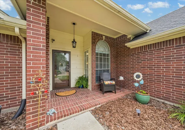 Homes for sale in Friendswood, TX | 16603 Lighthouse View Dr Nw, Friendswood, TX 77546 | MLS# 68942303
