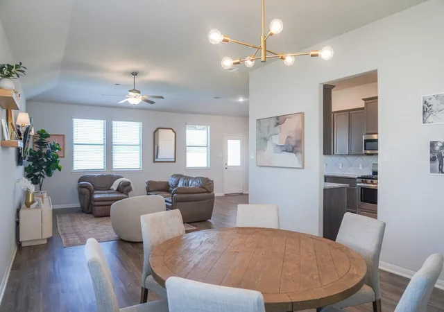 2nd image of 1115 Brahma Cir, East Bernard, TX 77435 | MLS# 81668461