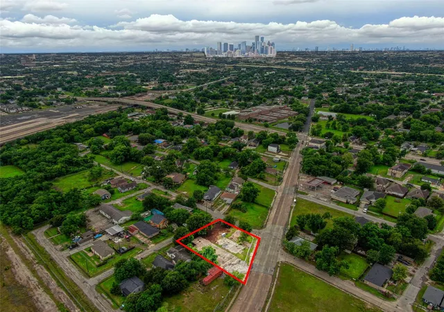 10th image of 4502 Liberty Rd, Houston, TX 77026 | MLS# 84465753