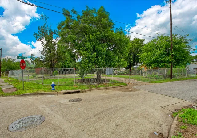1st image of 4502 Liberty Rd, Houston, TX 77026 | MLS# 84465753