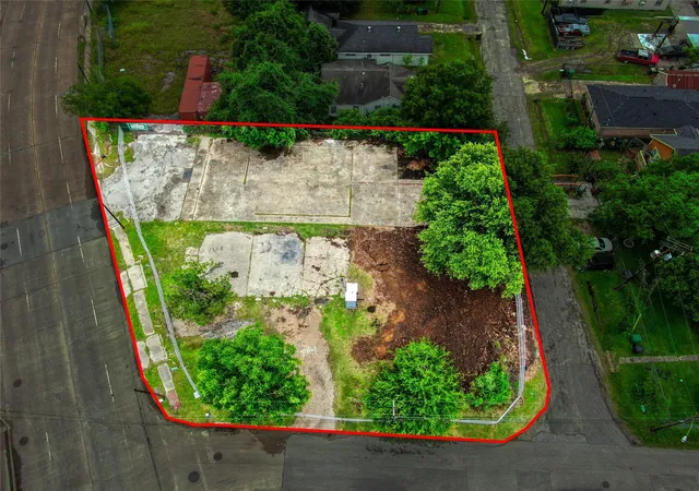 3rd image of 4502 Liberty Rd, Houston, TX 77026 | MLS# 84465753