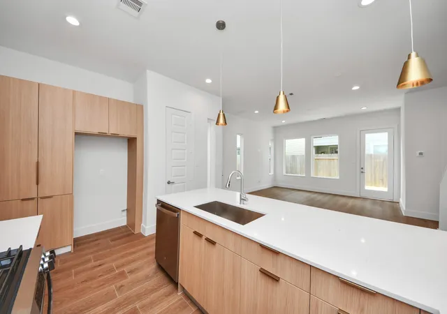 Photo 4 of Single family home for sale at 2216 Via Cami, Houston, TX 77051 | MLS# 3621676 | Listing updated on 2026-09-18