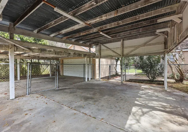 26th image of 630 Orange St, La Marque, TX 77568 | MLS# 70961415