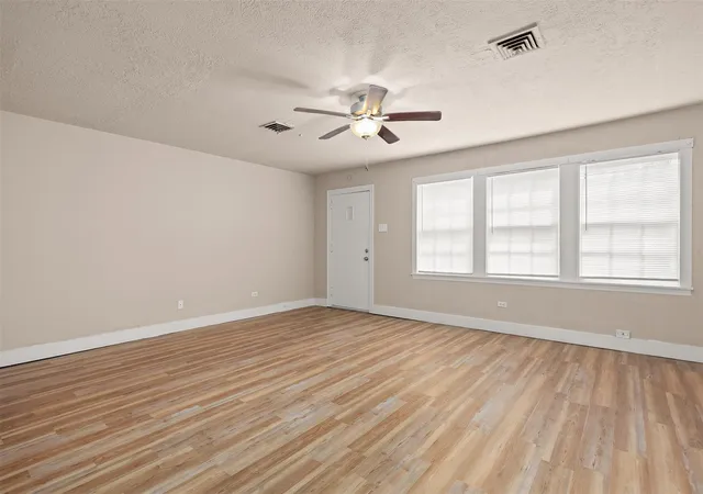 3rd image of 630 Orange St, La Marque, TX 77568 | MLS# 70961415