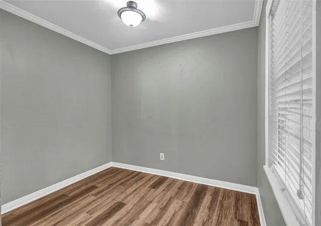 Photo 3 of Single family home for sale at 1100 Meadowlane St, Angleton, TX 77515 | MLS# 96331690 | Listing updated on 2026-09-15