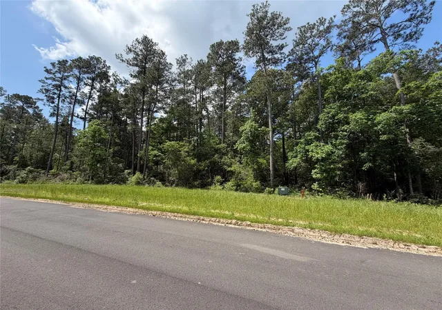 1st image of 15744 Ridge Oak Rd, Willis, TX 77378 | MLS# 18209602