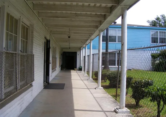 4th image of 1905 Binz St #1-10, Houston, TX 77004 | MLS# 18684933