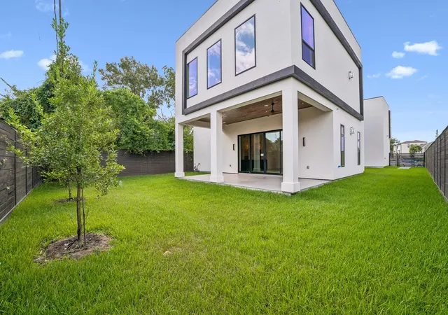 50th image of 7218 Schiller St, Houston, TX 77055 | MLS# 28922837