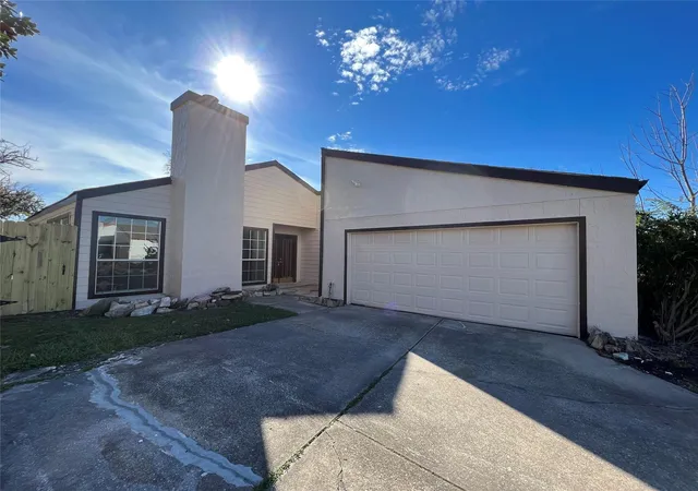 Photo 1 of Single family home for sale at 11039 Holworth Dr, Houston, TX 77072 | MLS# 98113353 | Listing updated on 2026-06-20
