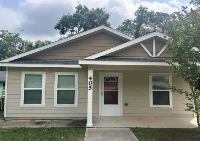 1st image of 405 Mary Ave, Huntsville, TX 77320 | MLS# 47140358