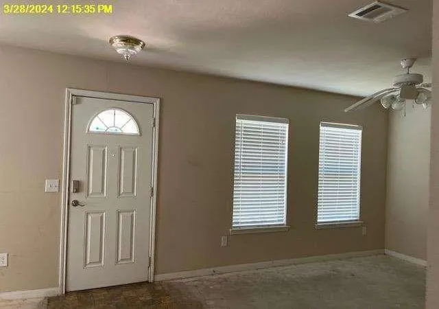 Photo 3 of Single family home for sale at 405 Mary Ave, Huntsville, TX 77320 | MLS# 47140358 | Listing updated on 2026-04-27